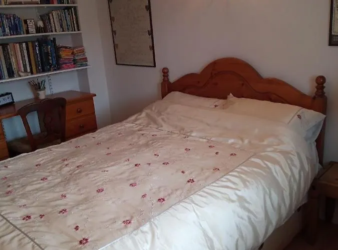 Charming, Wonderfully Cosy One Bedroom Apartment